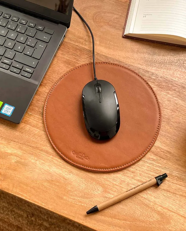 gusti-leder-ketil-mousepad-aus-leder image 1