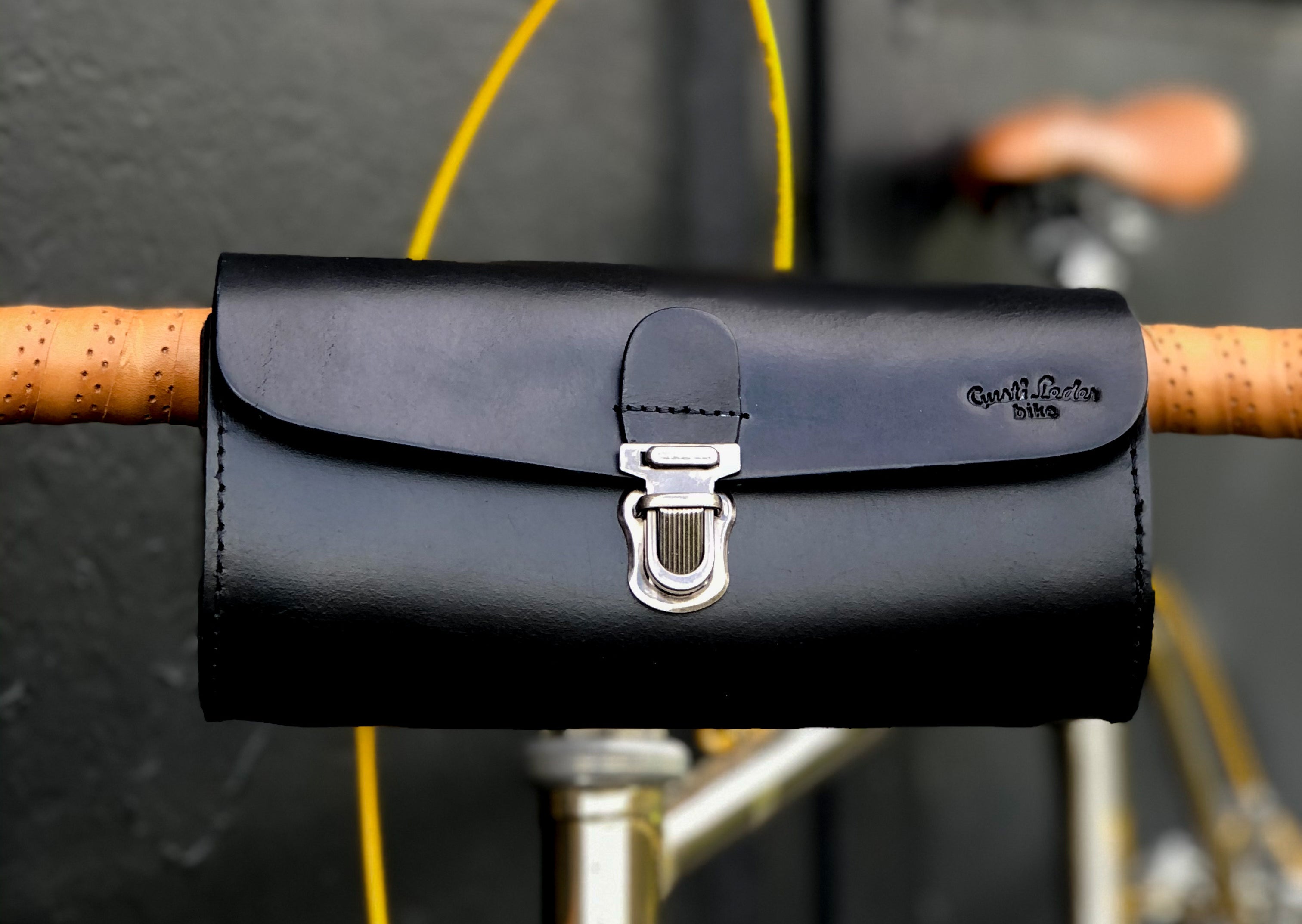 gusti-leder-raymond-p-fahrradtasche-leder-outlet image 4