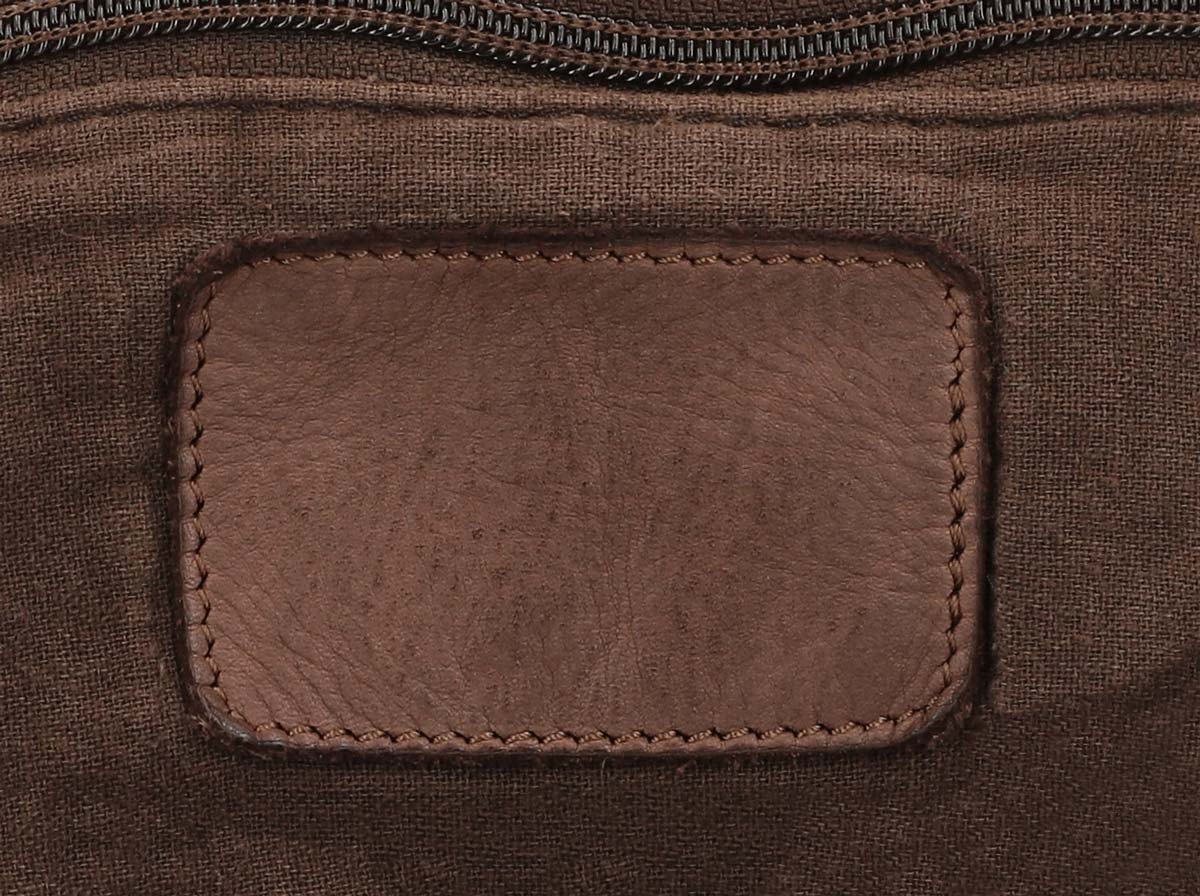 gusti-leder-outlet-umh-ngetasche-braun-aus-waschleder image 7