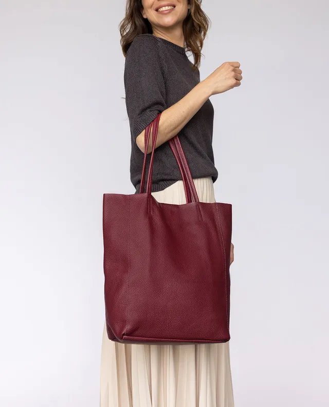 gusti-leder-vilma-handtasche-aus-rotem-leder-mit-magnetverschluss image 1