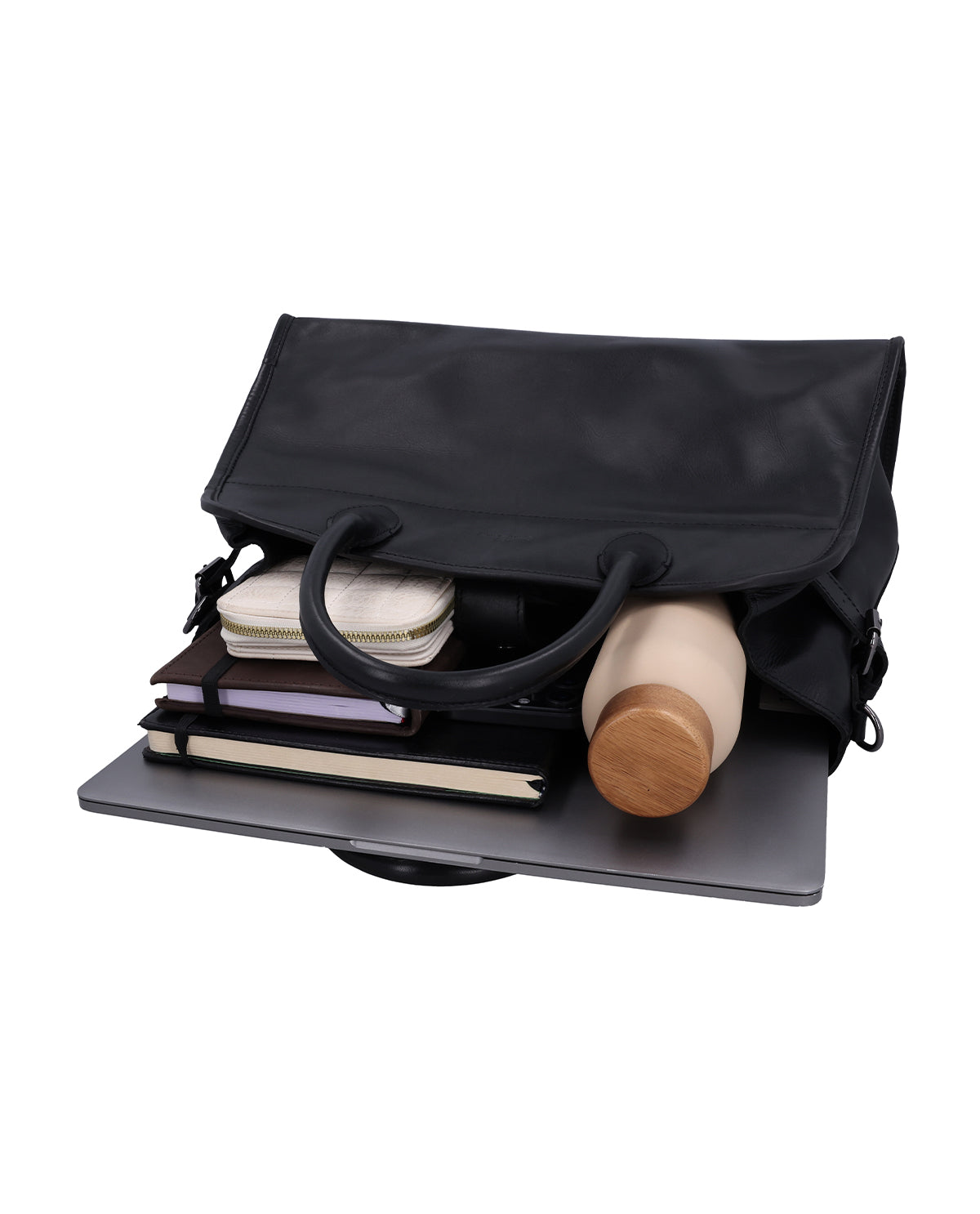 gusti-leder-katrin-handtasche-damen-rindsleder-schwarz image 3