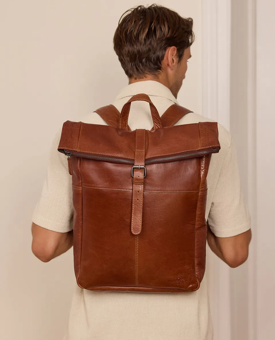 gusti-leder-henning-rucksack-leder-kompakter-b-ro-und-city-rucksack image 1