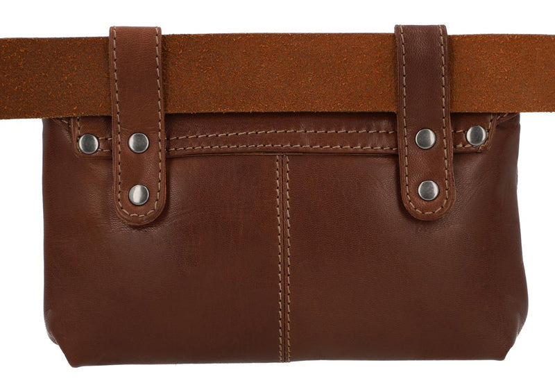 gusti-leder-april-g-rteltasche-festival-bauchtasche-aus-leder image 2