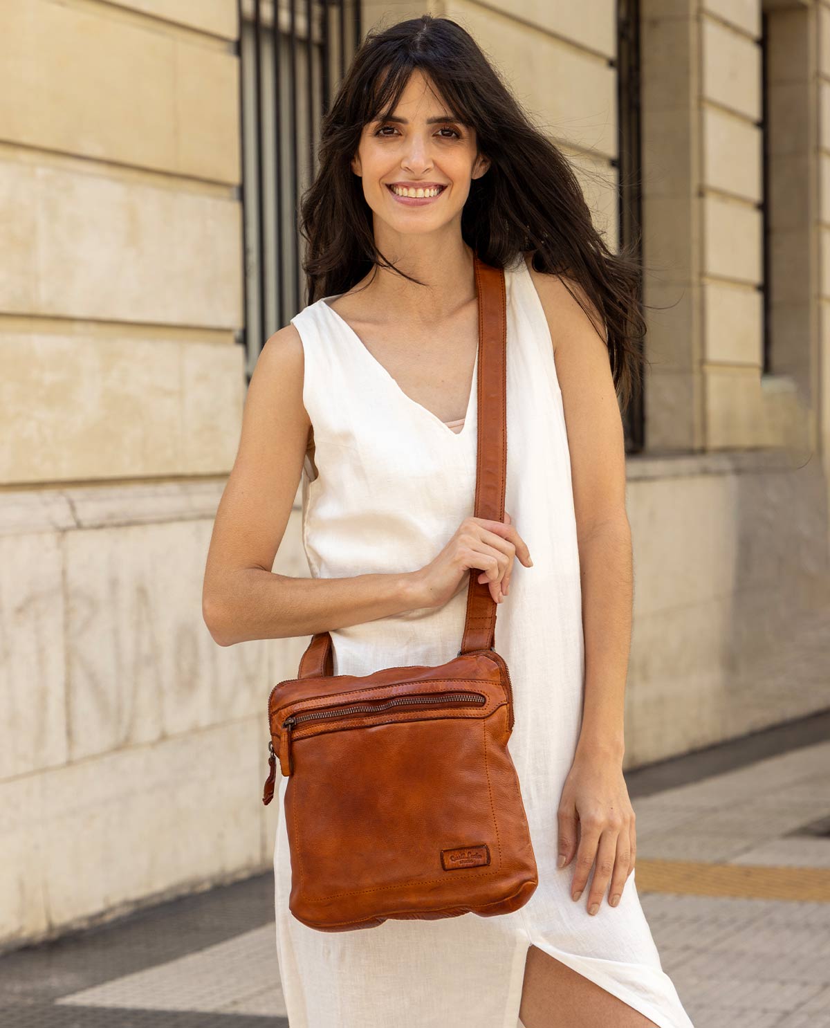 gusti-leder-hanne-ledertasche-damen-rindsleder-braun image 1