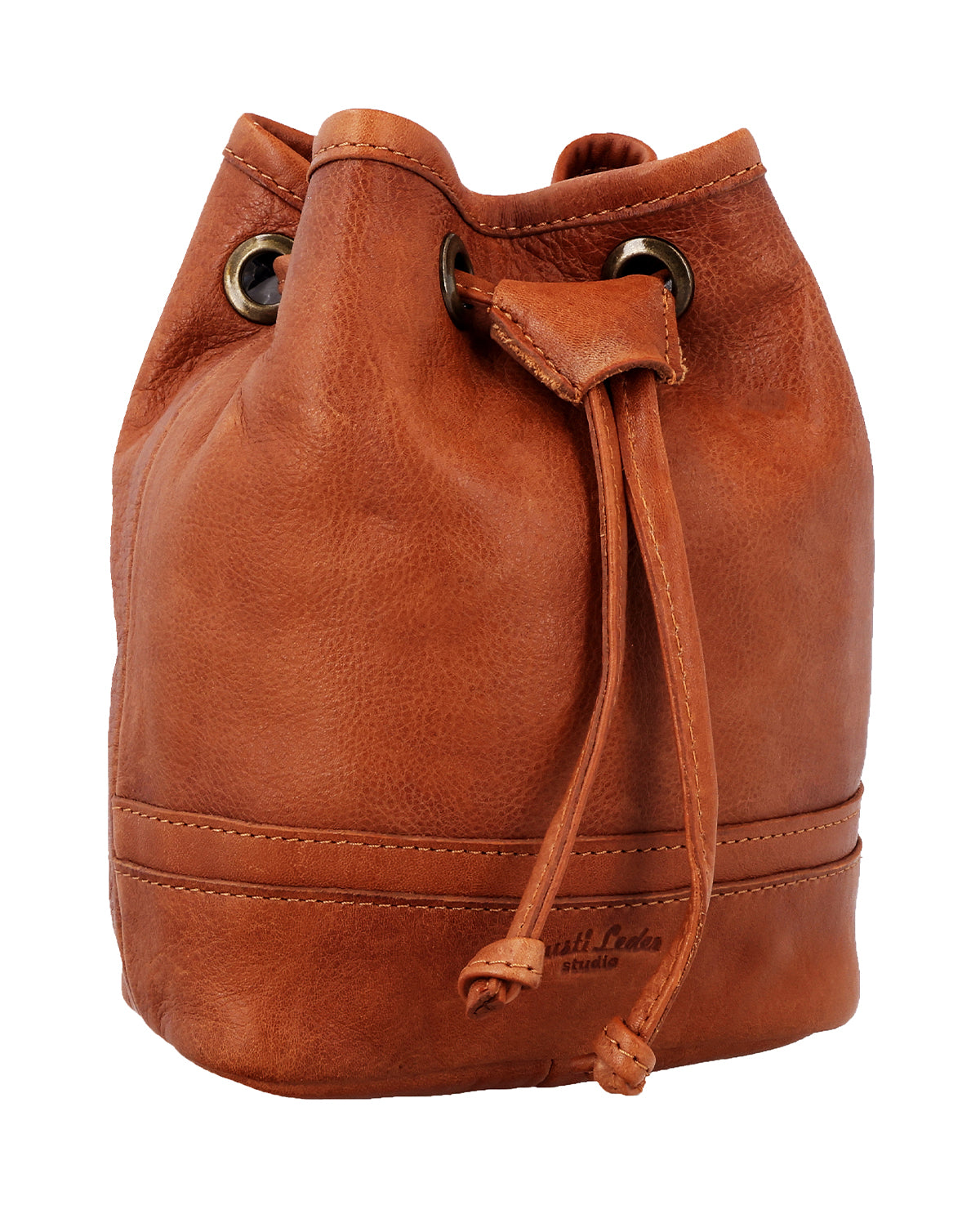 gusti-leder-aouli-leckerlibeutel-leder-mit-kordelzug image 2