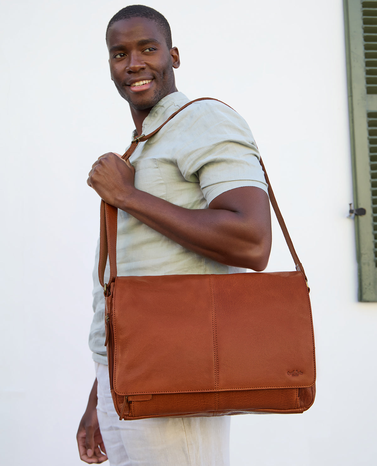 gusti-leder-florin-aktentasche-leder-business-tasche-mit-airtag-fach-fahrrad-rie image 1