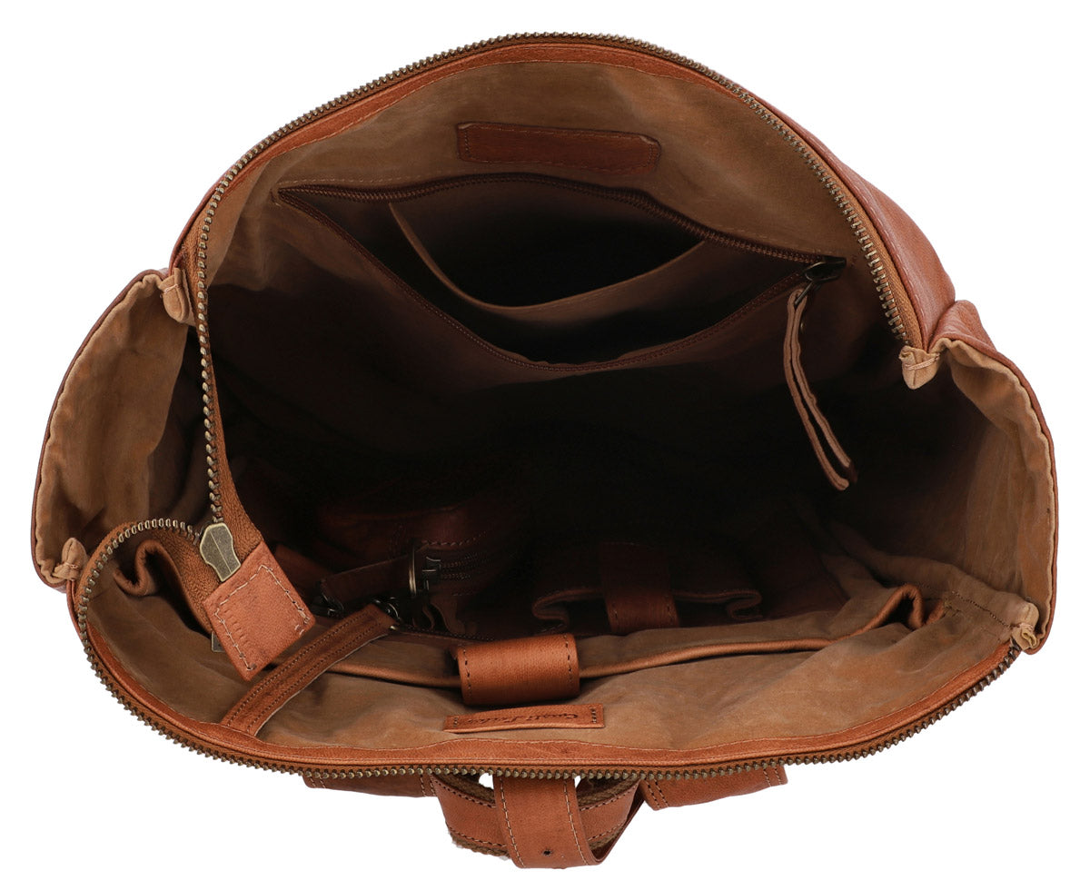 gusti-leder-milo-new-rucksack-aus-leder-nature-mit-laptopfach image 7