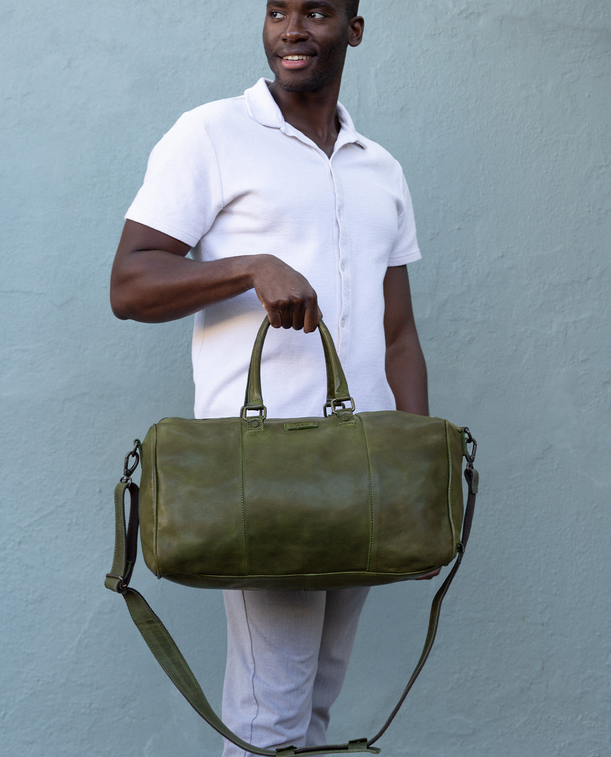 gusti-leder-joris-leder-reisetasche-gr-n-f-r-damen-und-herren image 1