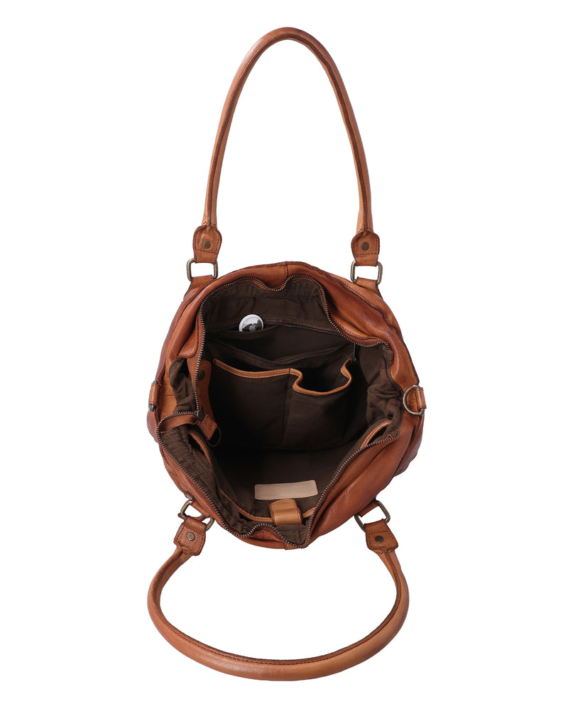 gusti-leder-dione-crossbody-tasche-aus-braunem-leder-umh-ngetasche image 3