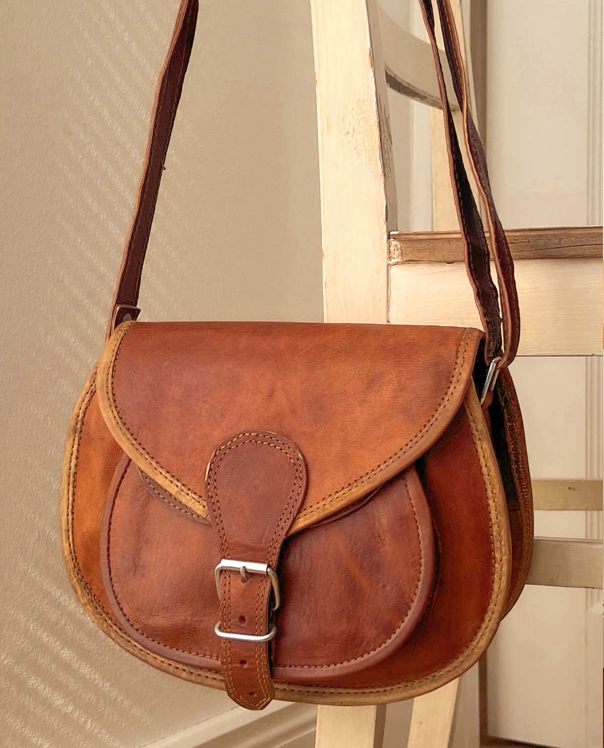 gusti-leder-romy-outlet-handtasche-cross-body-aus-ziegenleder image 1