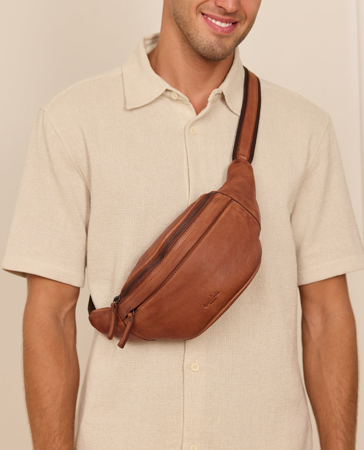 gusti-leder-spencer-g-rteltasche-rindsleder-outlet image 7