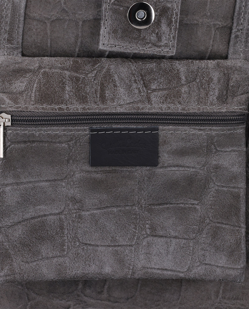 gusti-leder-vilma-damen-handtasche-leder-grau-kroko-optik image 3
