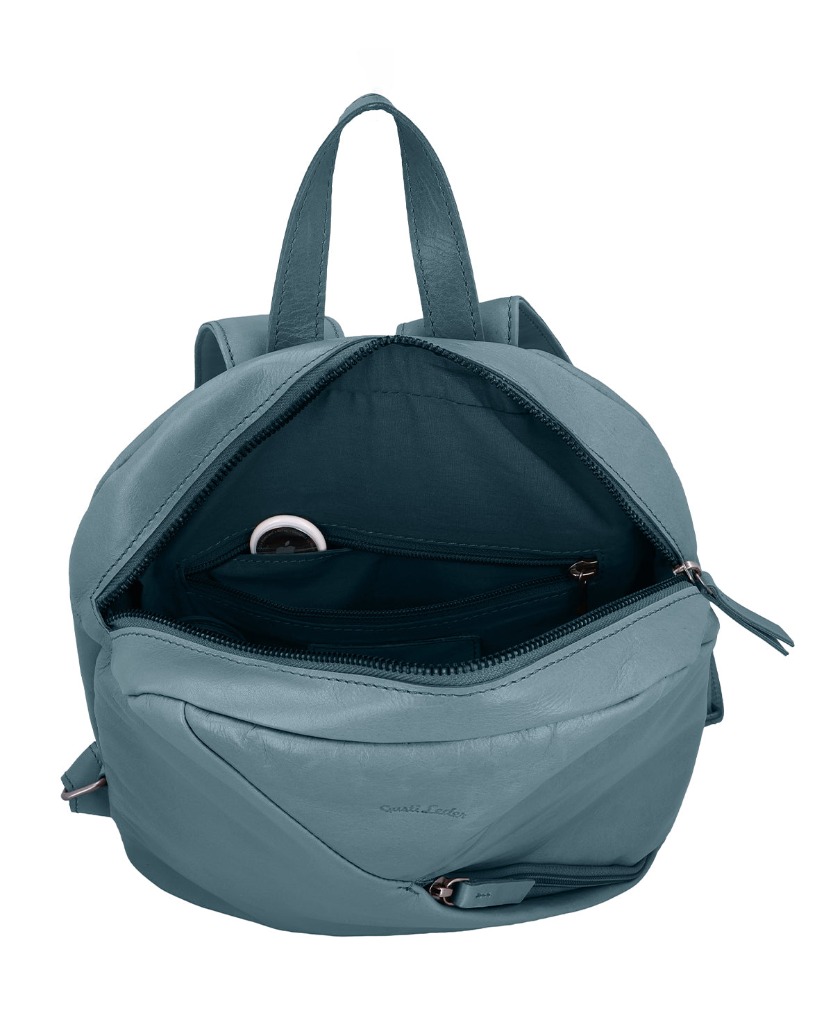 gusti-leder-sanna-rucksack-aus-leder-blau-mit-airtag-fach image 7