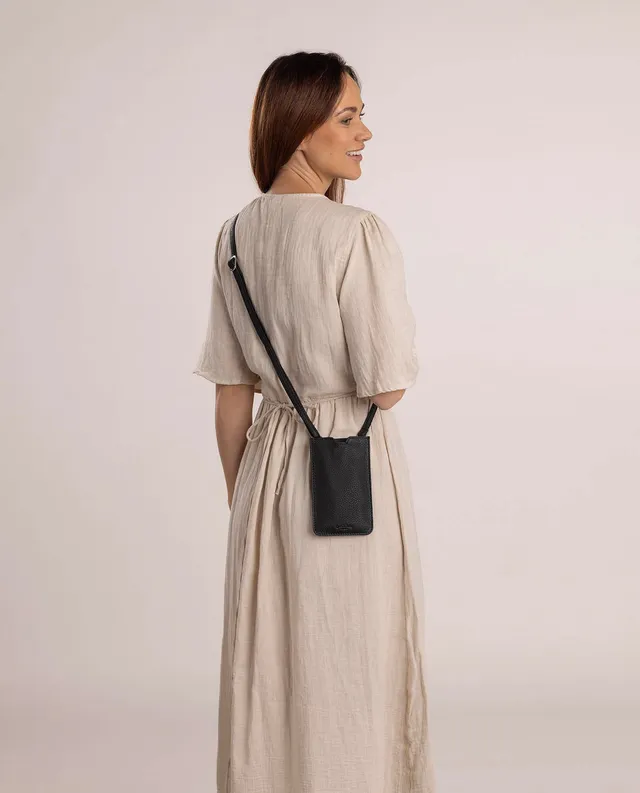 gusti-leder-ala-umh-ngetasche-aus-echtem-vintage-leder-schwarz image 1
