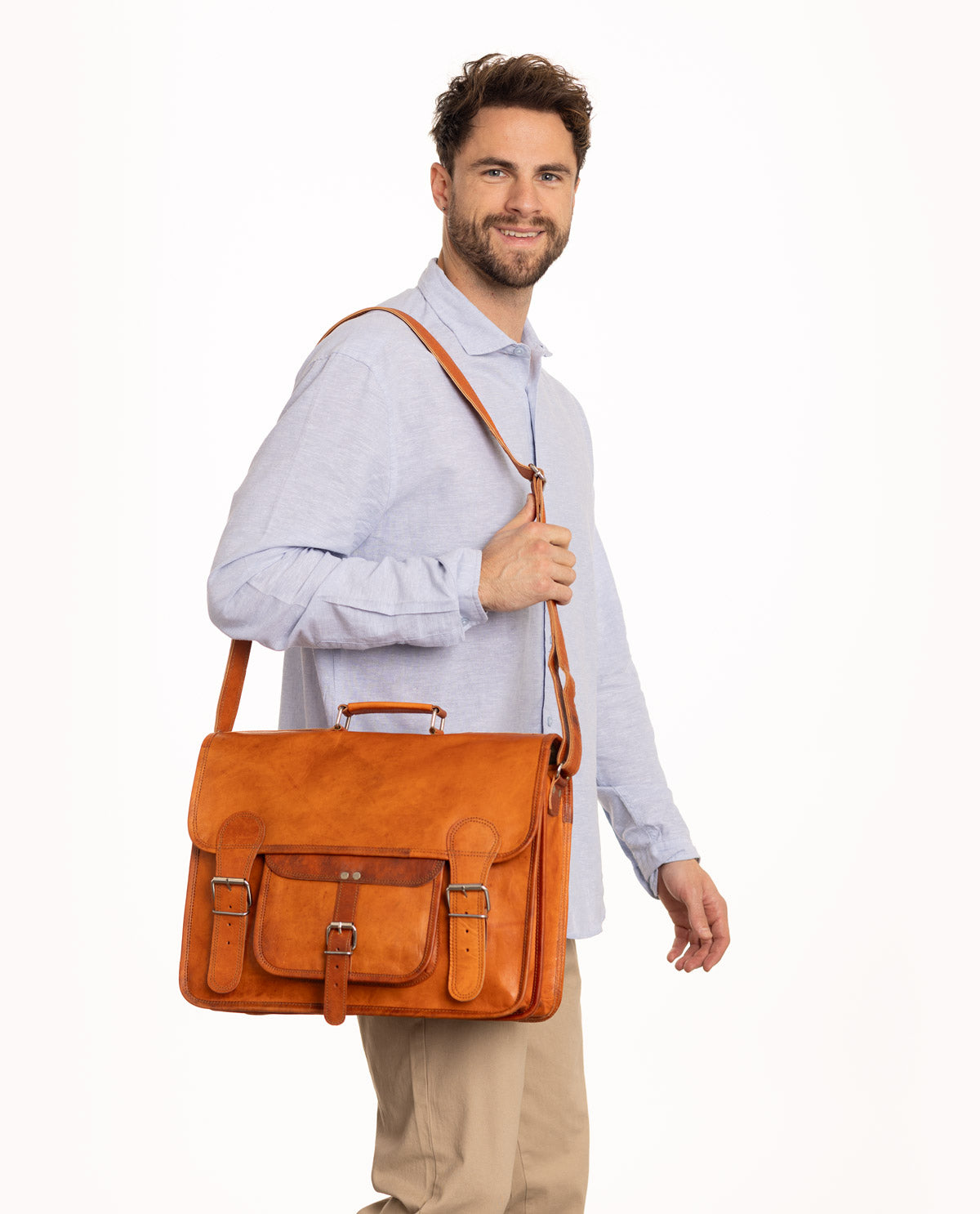 gusti-leder-outlet-umh-ngetasche-leder-vintage-kleinere-fehler image 4