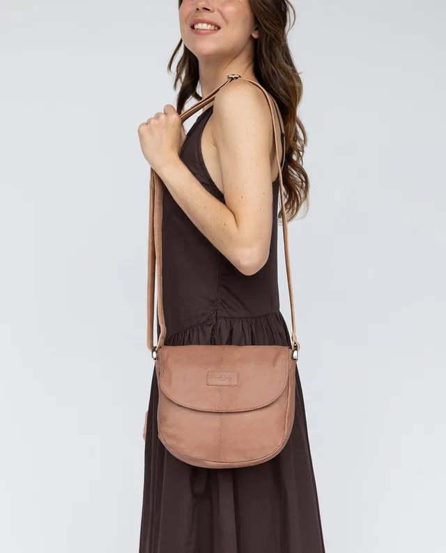 gusti-leder-benja-handtasche-damen-umh-ngetasche-klein image 1