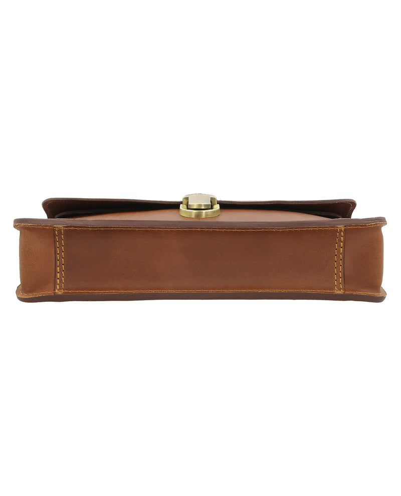 gusti-leder-zoey-leder-handtasche-mit-airtag-fach image 8