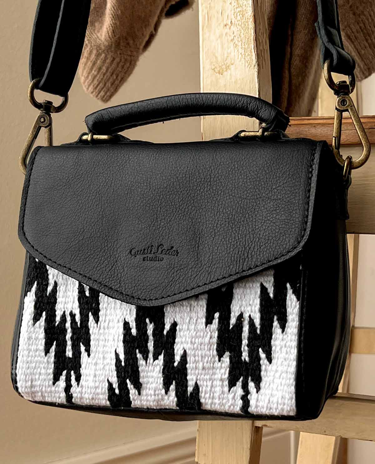 gusti-leder-willow-kleine-abendtasche-mini-handtasche image 1