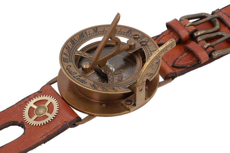 gusti-leder-dennis-steampunk-sonnenuhr-armbanduhr-mit-kompass image 2