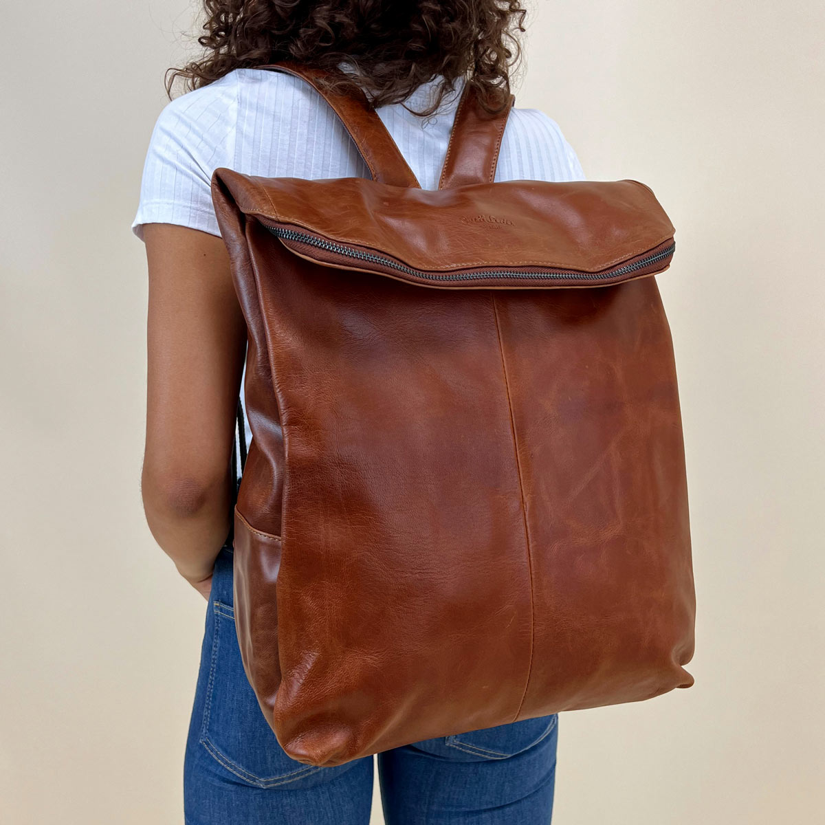 gusti-leder-neal-leder-rucksack-rolltop image 1