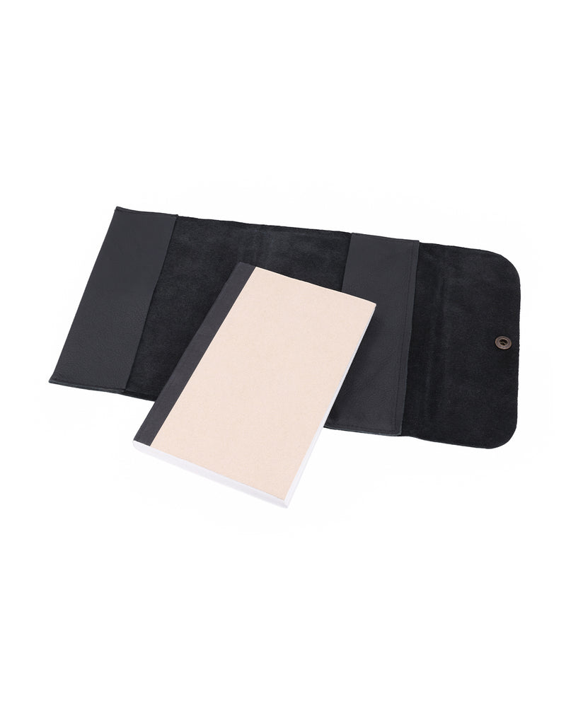 gusti-leder-olana-leder-notizbuch-a5-nachf-llbar-schwarz image 2