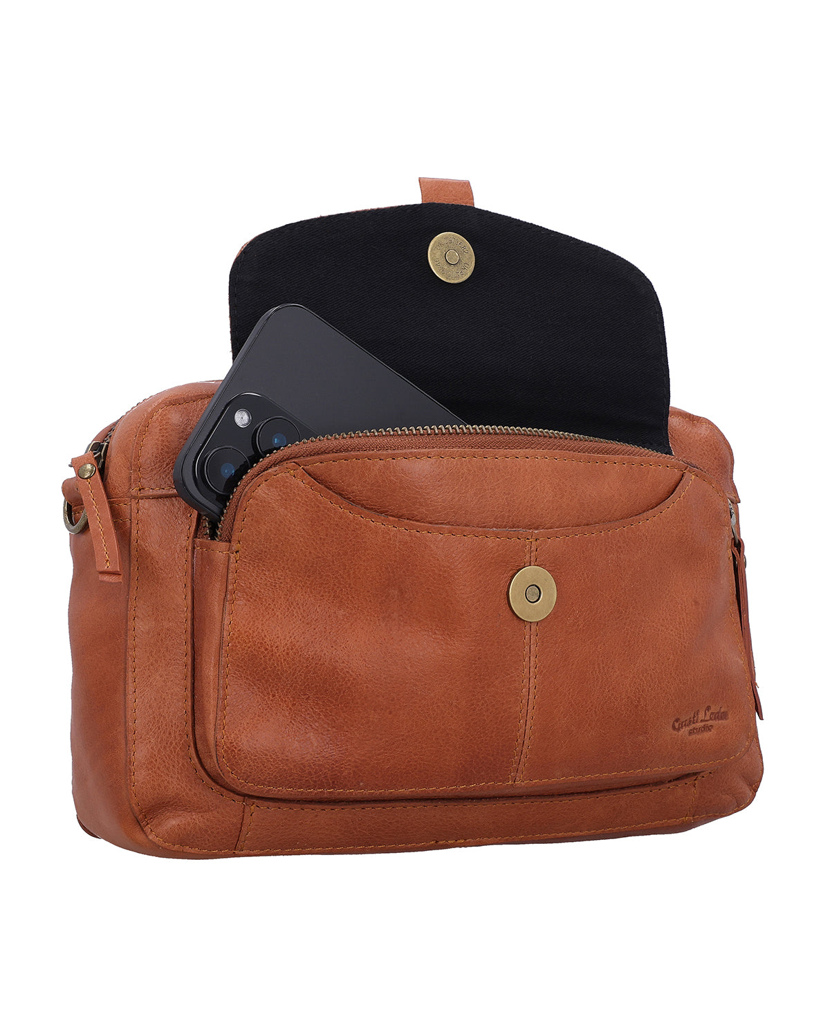 gusti-leder-flores-braune-rindsleder-handtasche-mit-wechselgurt-lwg-zertifiziert image 4
