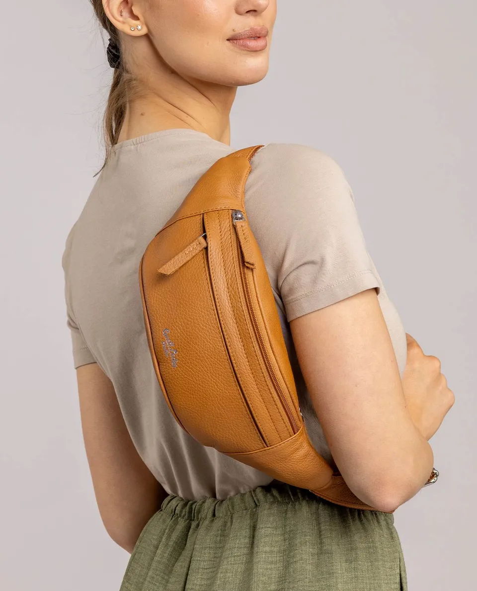 gusti-leder-spencer-g-rteltasche-aus-rindsleder-5 image 1