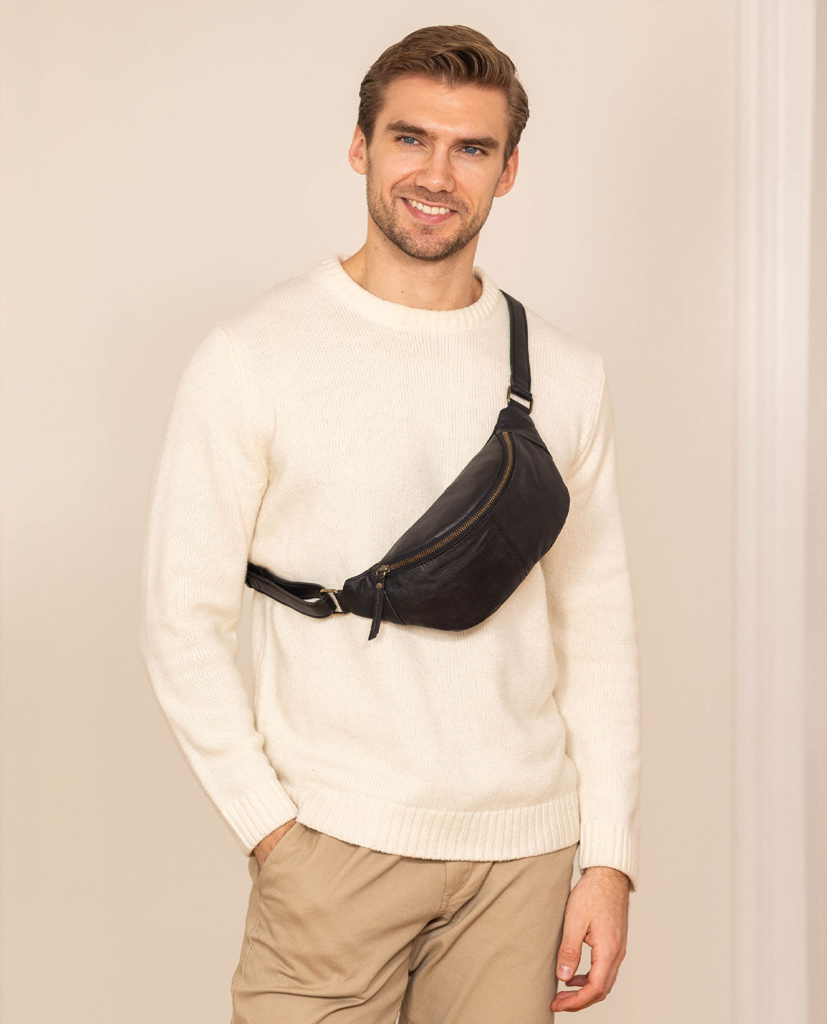 gusti-leder-cillian-ledertasche-unikat-limitiert-aus-restleder image 1