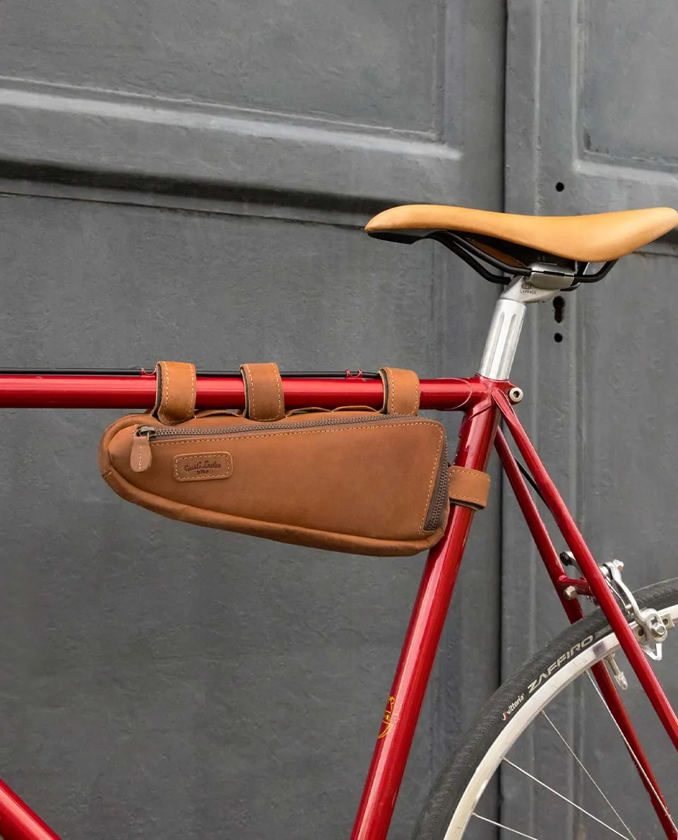 gusti-leder-maurice-g-fahrradtasche-rahmentasche-aus-b-ffelleder image 1
