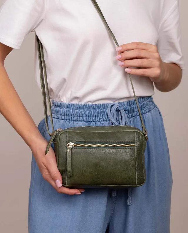 gusti-leder-dominic-handtasche-kompakt-aus-leder image 1