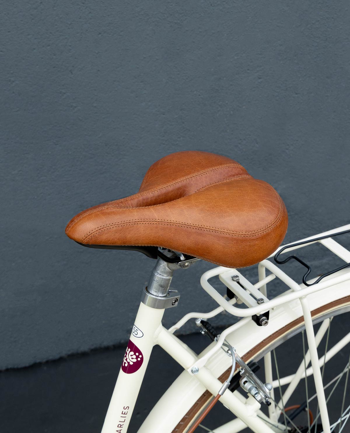 gusti-leder-connie-c-fahrradsattel-aus-b-ffelleder-citybike-sattel-mit-schaumf-l image 1