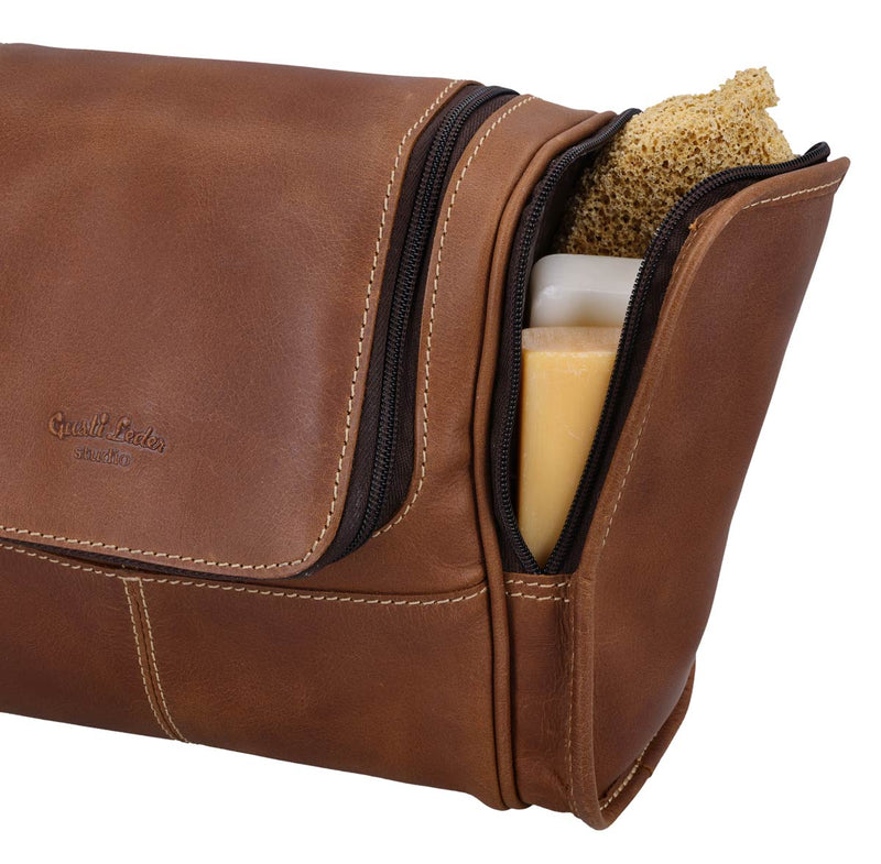 gusti-leder-chester-kulturtasche-dunkelbraunes-leder-wasserabweisend image 2