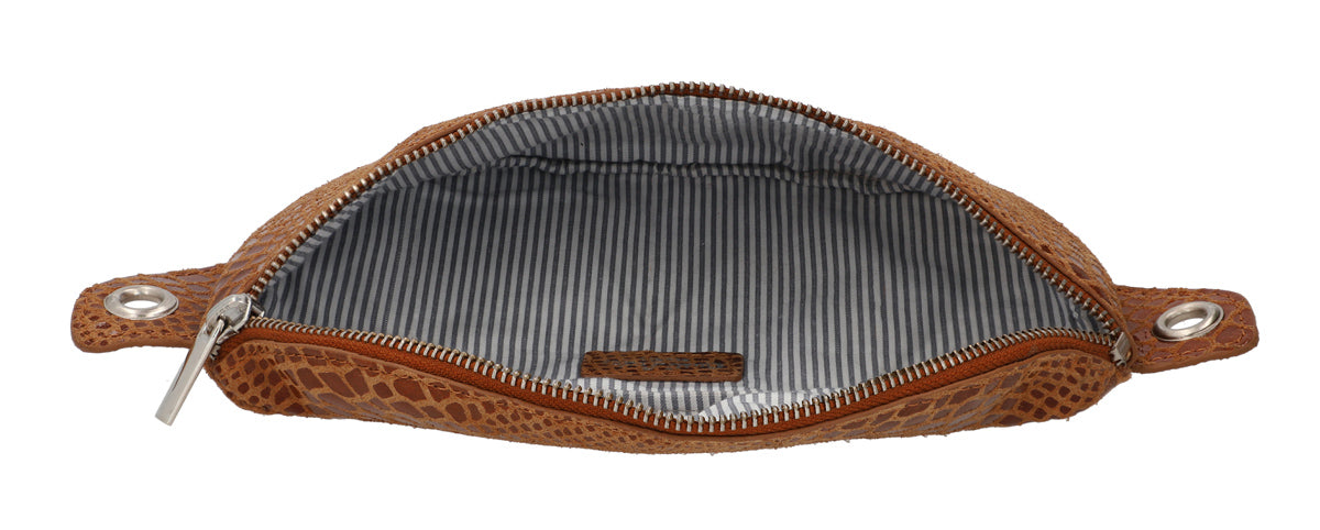 gusti-leder-rosamonde-g-rteltasche-belt-bag-schlangen-optik-outlet image 6