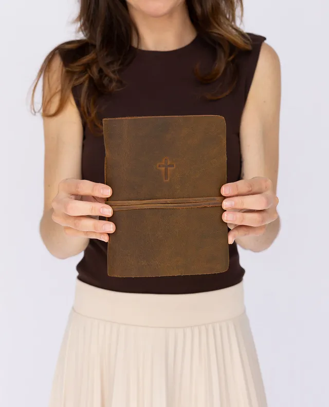 gusti-leder-tuva-notizbuch-mit-ledercover-kreuz-pr-gung-dunkelbraun image 1