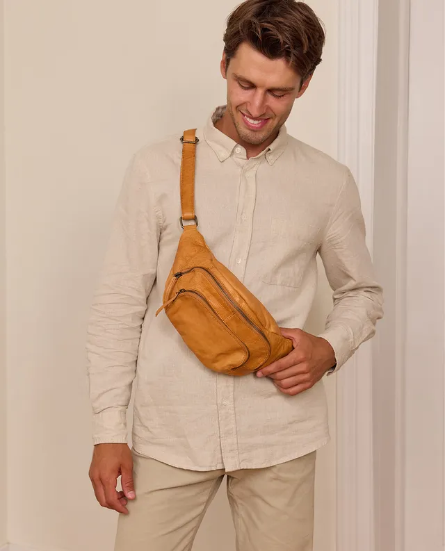 gusti-leder-sverre-bauchtasche-aus-rindsleder-vintage image 1