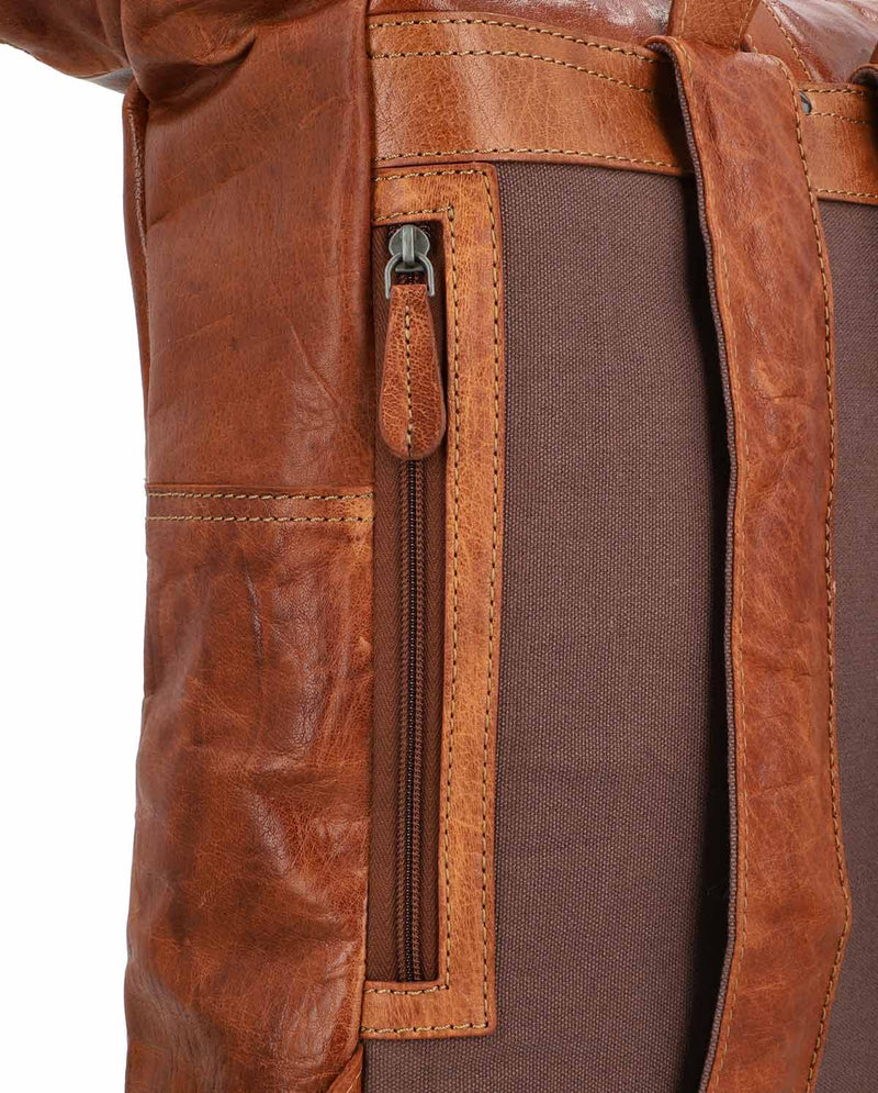 gusti-leder-henning-rucksack-leder-kompakter-b-ro-und-city-rucksack image 3