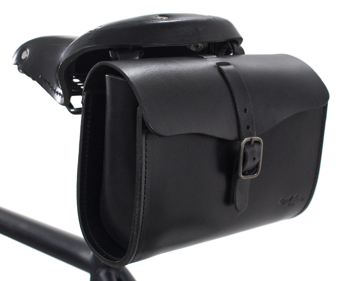 gusti-leder-marianne-v-fahrradtasche-satteltasche-aus-leder image 1