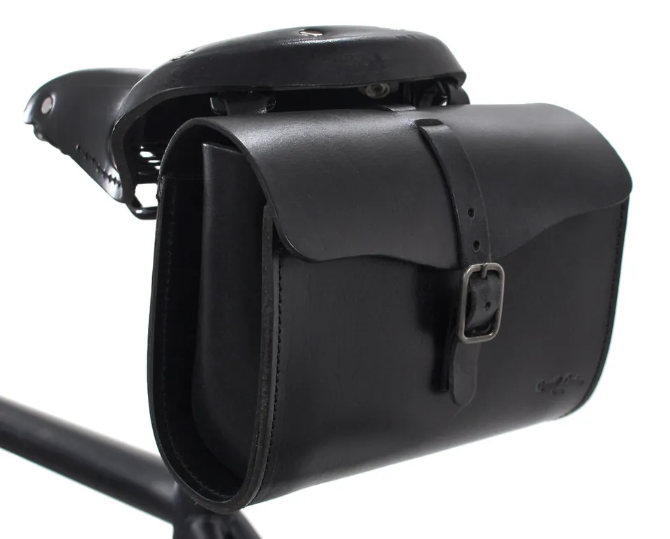 gusti-leder-marianne-v-satteltasche-werkzeugtasche-aus-b-ffelleder image 1