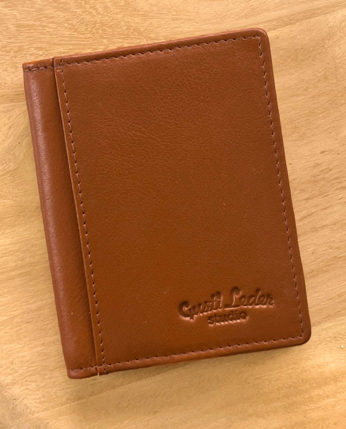gusti-leder-hal-kartenetui-leder-schmal-f-r-6-2-karten image 1