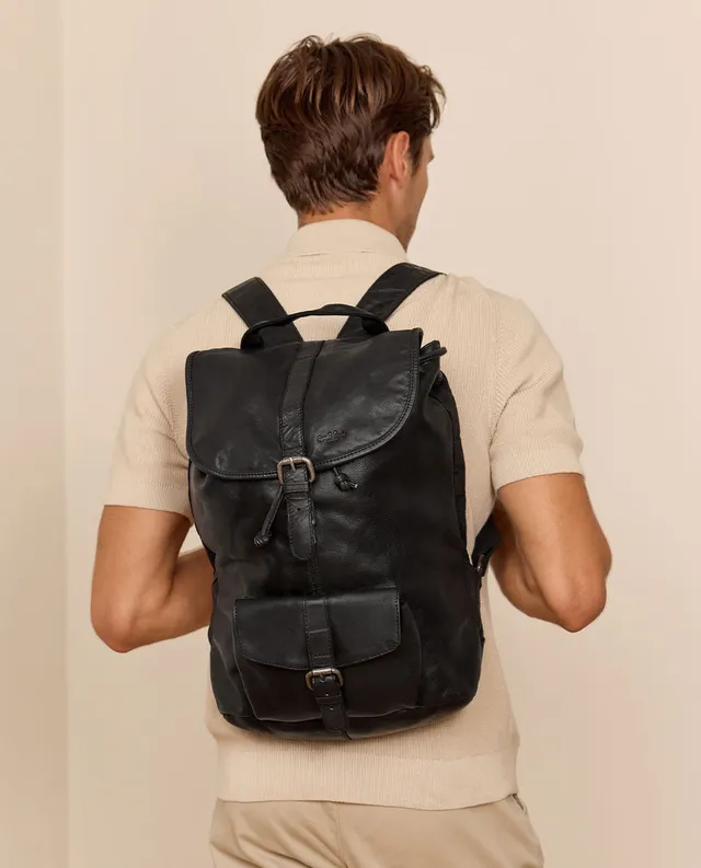 gusti-leder-nolan-rucksack-aus-leder-outlet image 1