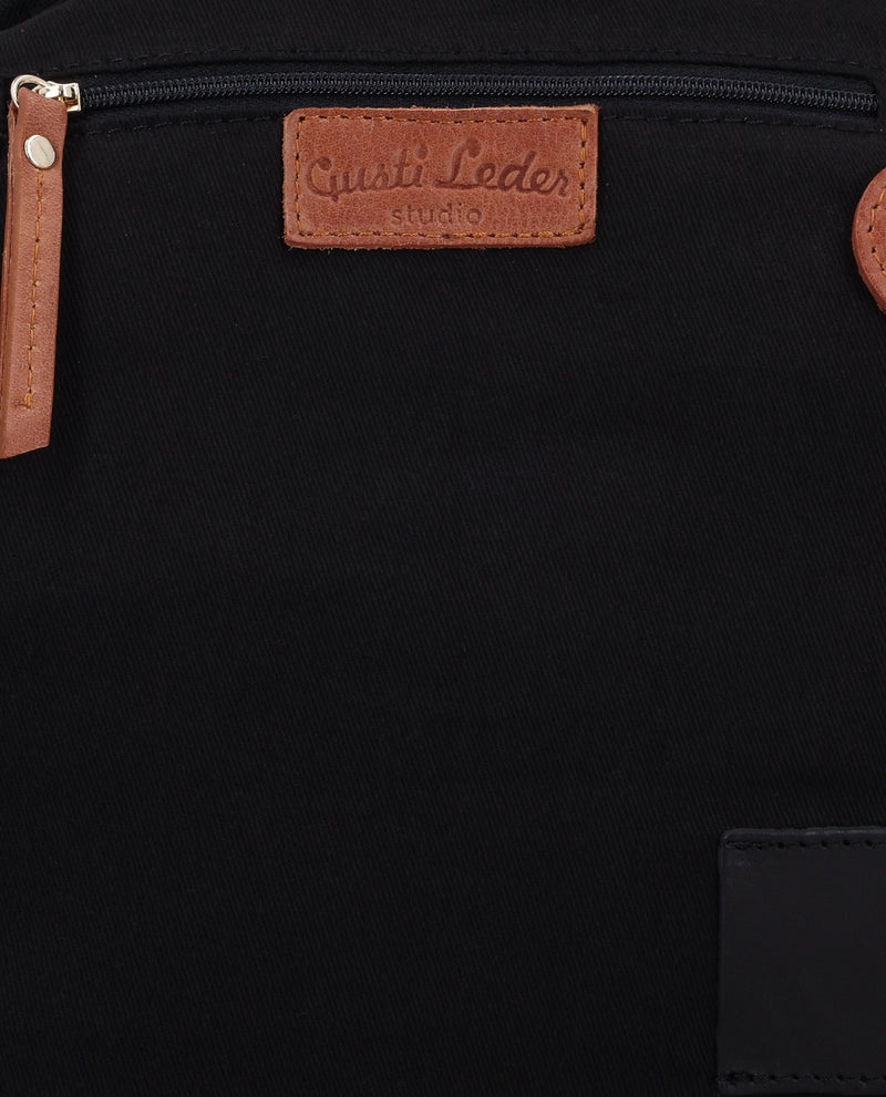 gusti-leder-freya-xxl-bauchtasche-festival-g-rteltasche-aus-leder image 3