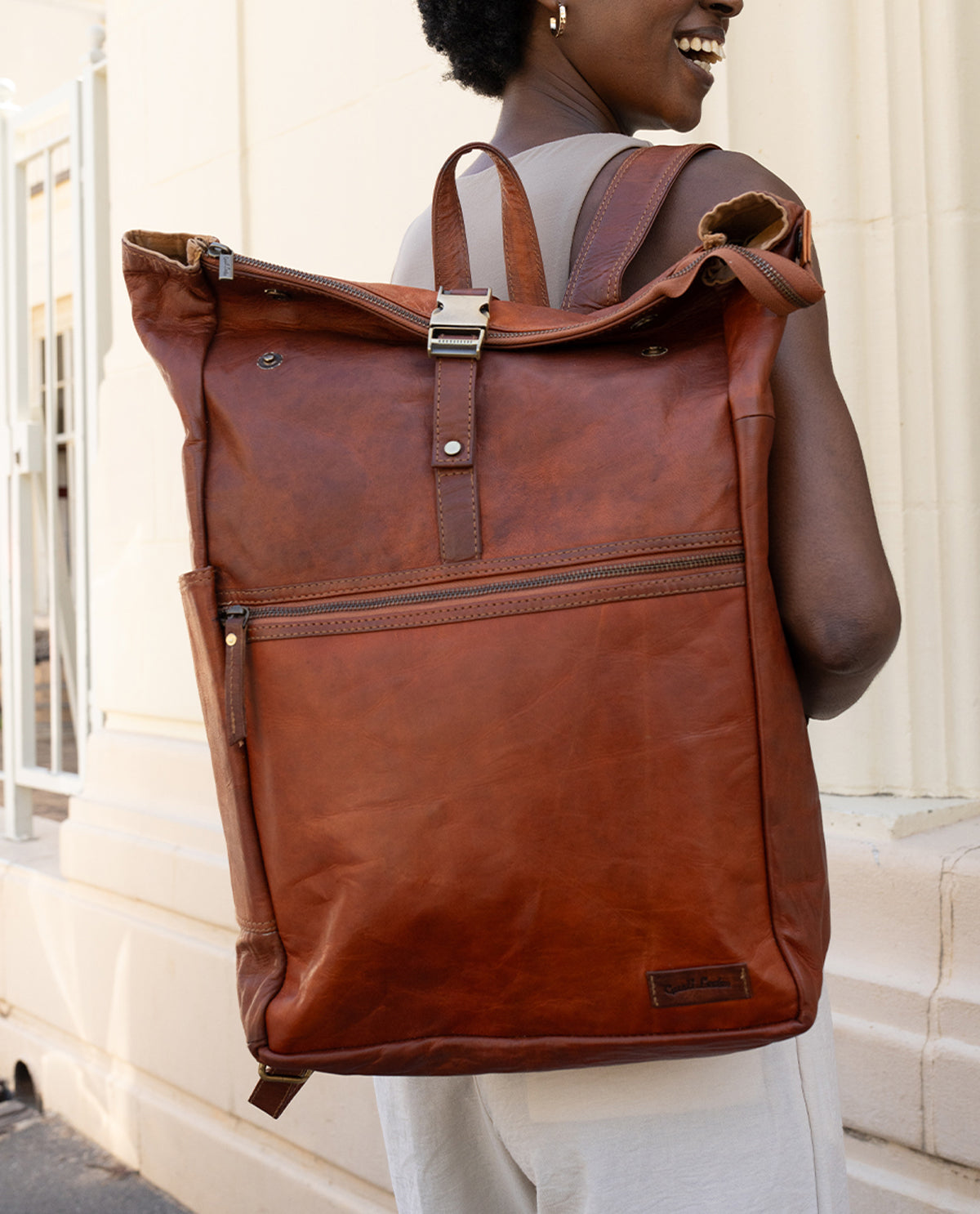 gusti-leder-odan-rucksack-laptop-rucksack-mit-rolltop image 5