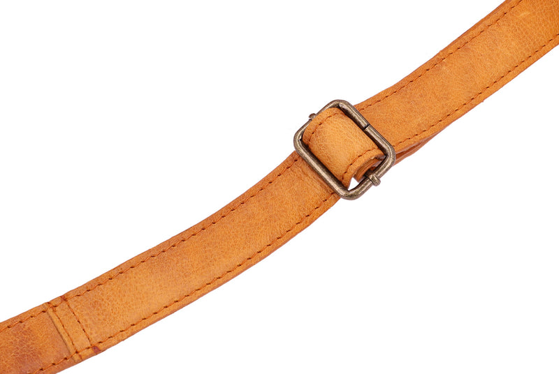 gusti-leder-acton-bauchtasche-aus-rindsleder-vintage image 2