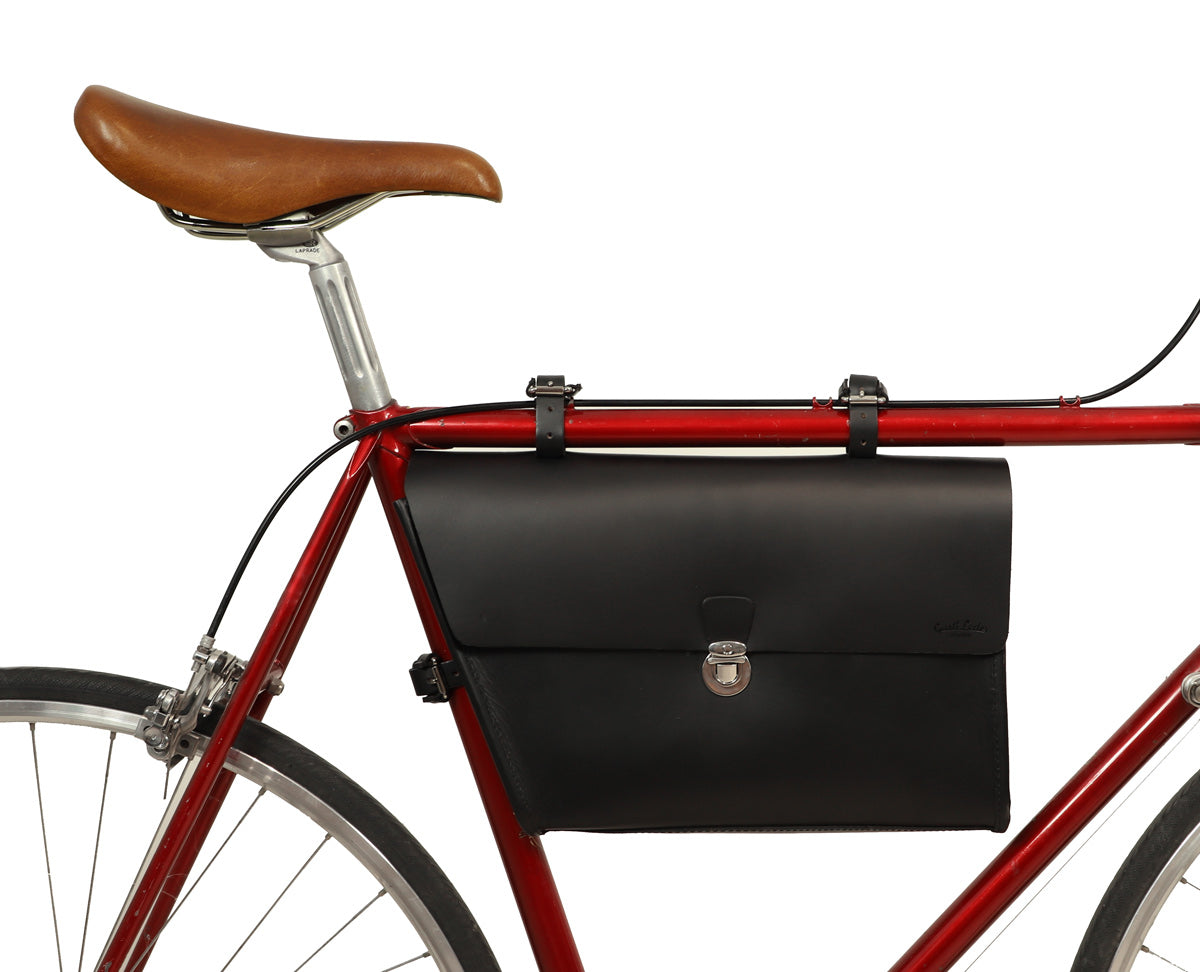 gusti-leder-jef-p-fahrrad-lenkertasche-aus-b-ffelleder-25-cm image 1