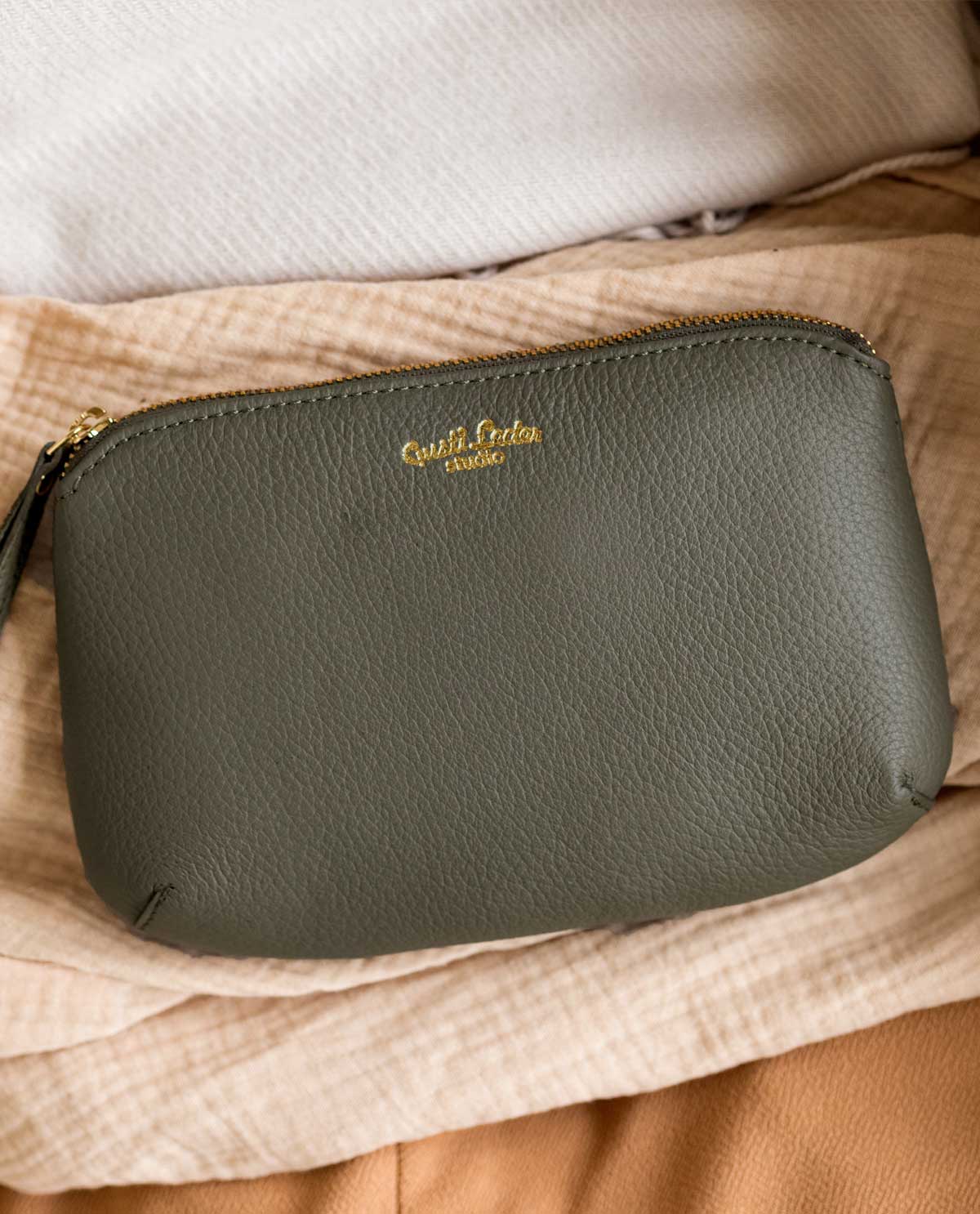 gusti-leder-louise-kosmetiktasche-leder-outlet-klein image 3
