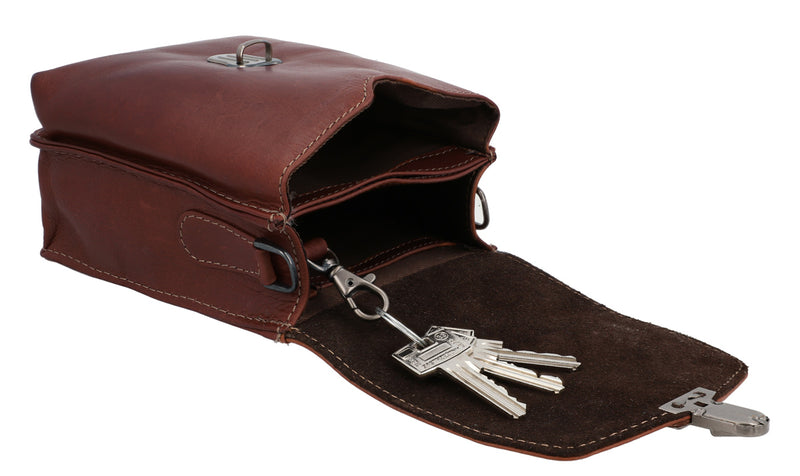 gusti-leder-nelly-g-rteltasche-bauchtasche-eckig-im-vintage-look image 2