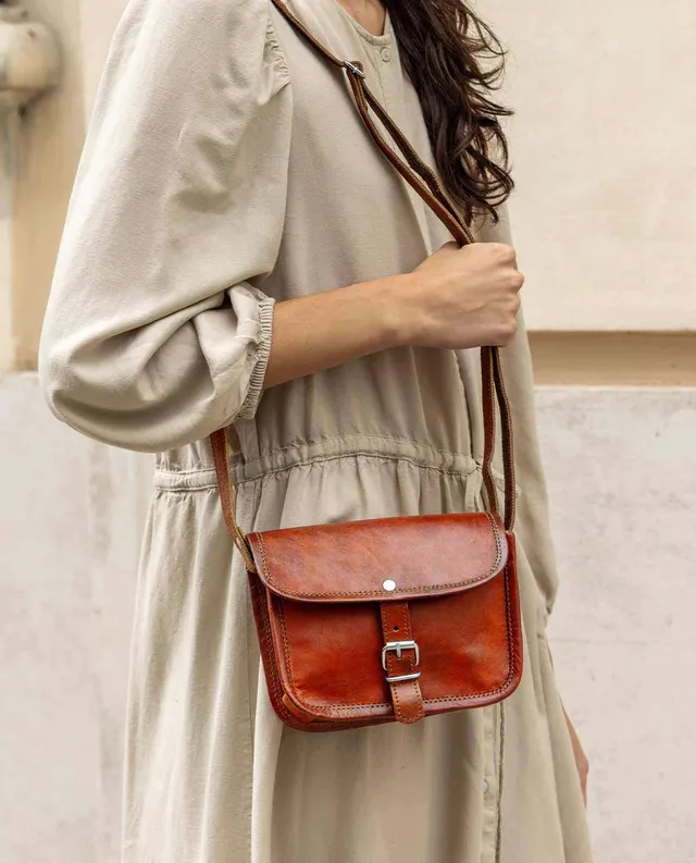 gusti-leder-mary-s-mini-umh-ngetasche-aus-ziegenleder image 1