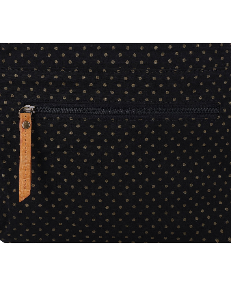 gusti-leder-benja-kleine-handtasche-damen-leder-umh-ngetasche image 3