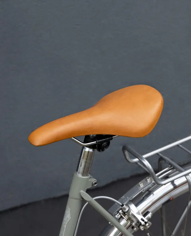 gusti-leder-anton-p-fahrradsattel-aus-rindsleder-retro-schmal image 1