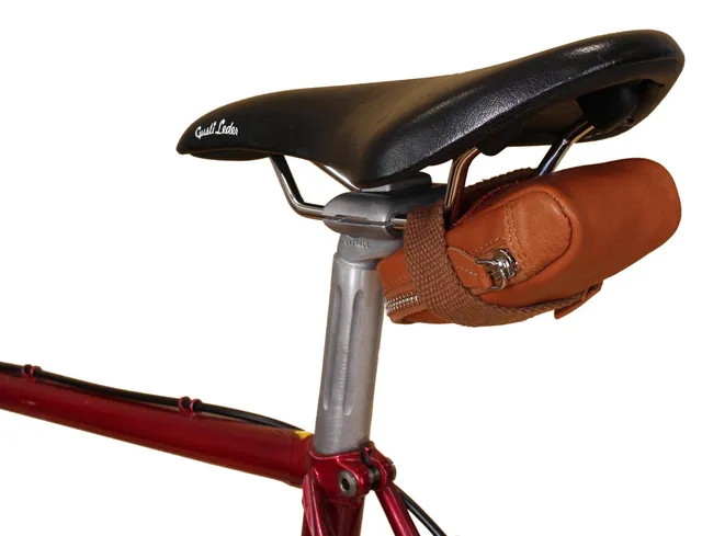 gusti-leder-udo-b-fahrradsatteltasche-aus-b-ffelleder-4 image 1